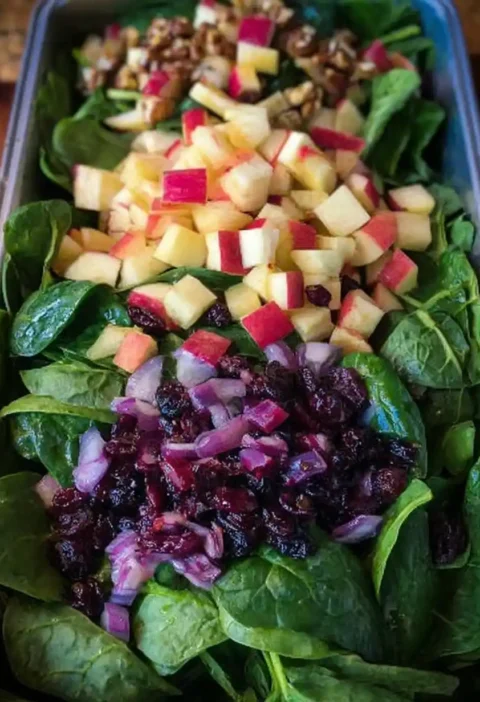 Thanksgiving Spinach Salad With Cranberries Thanksgiving Spinach Salad With Nuts Fresh Thanksgiving Spinach Salad Recipes ...