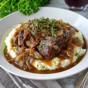 Juicy Slow-Cooked Country Style Beef Ribs in Savory Gravy