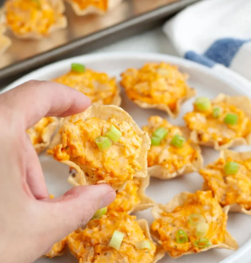 Buffalo Chicken Dip Bites