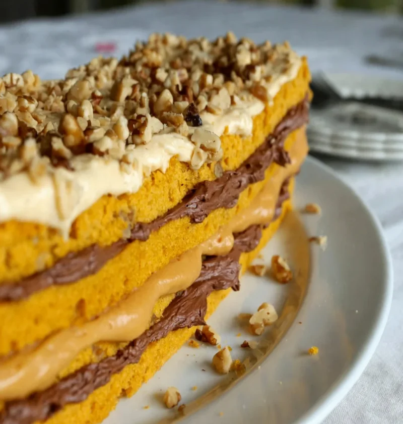 Pumpkin Walnut Cake