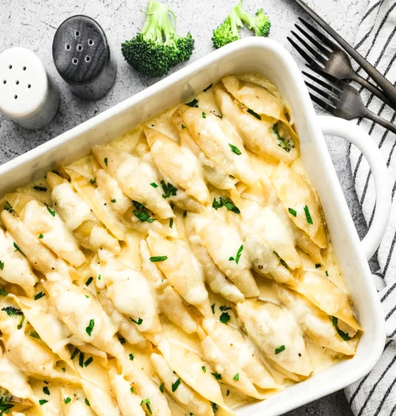 Chicken Alfredo Stuffed Shells
